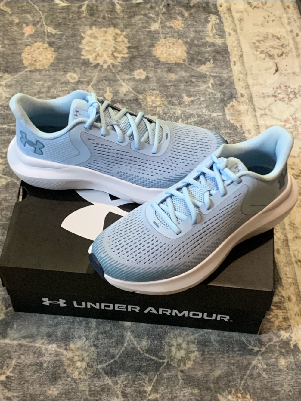 Under Armour Charged Rogue 5 Shoe Size 8.5 NIB
